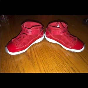 Toddler Retro Jordan (Red)